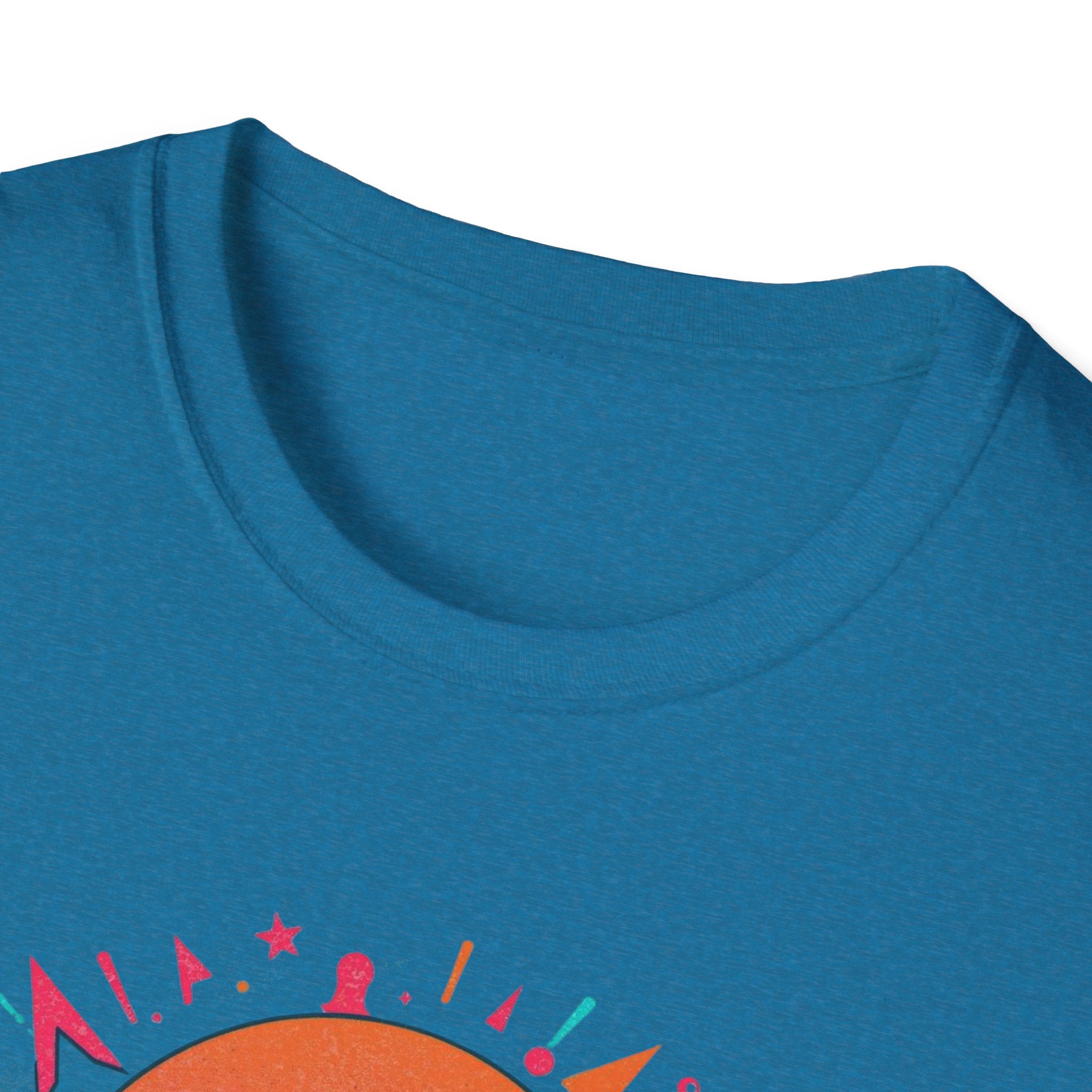Boston Retro Sunset T-Shirt — Colorful City Graphic Tee