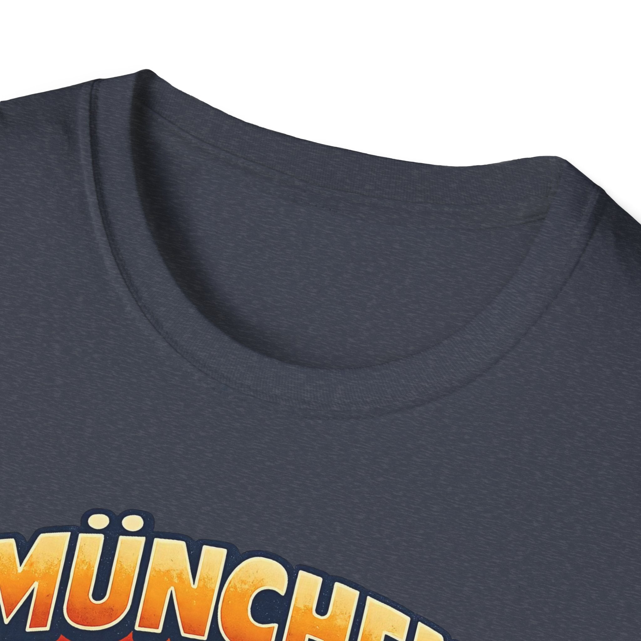 München Prost T-Shirt – Oktoberfest Beer & Pretzel Graphic Tee