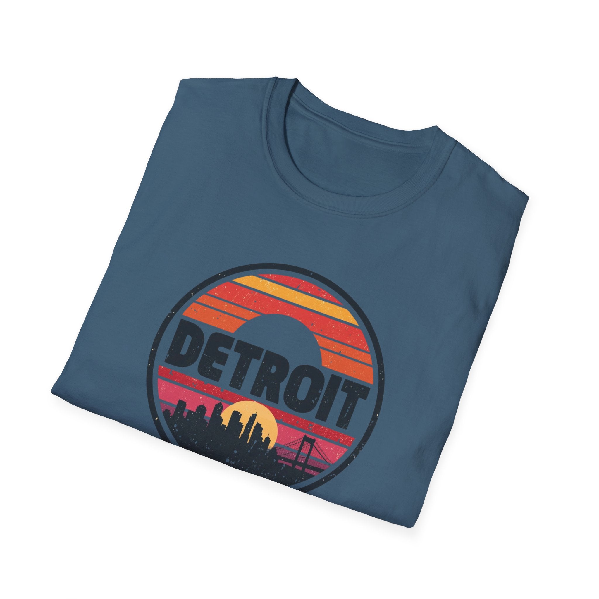Detroit Skyline Retro Sunset T-Shirt