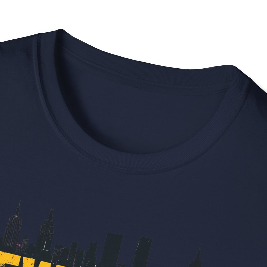 New York skyline graffiti T-Shirt | NYC skyline urban street art