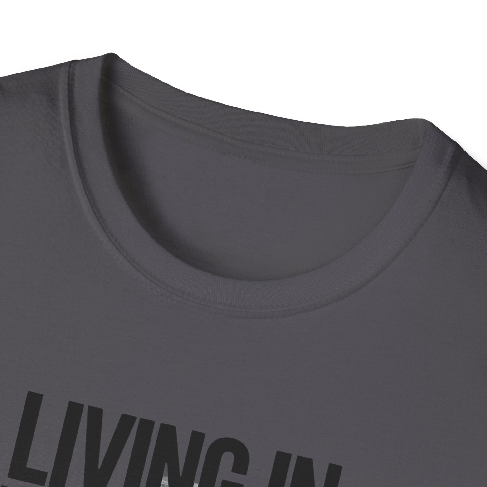 Living in New York T‑Shirt – 'Living in New York is an art, mostly abstract' Urban City Tee