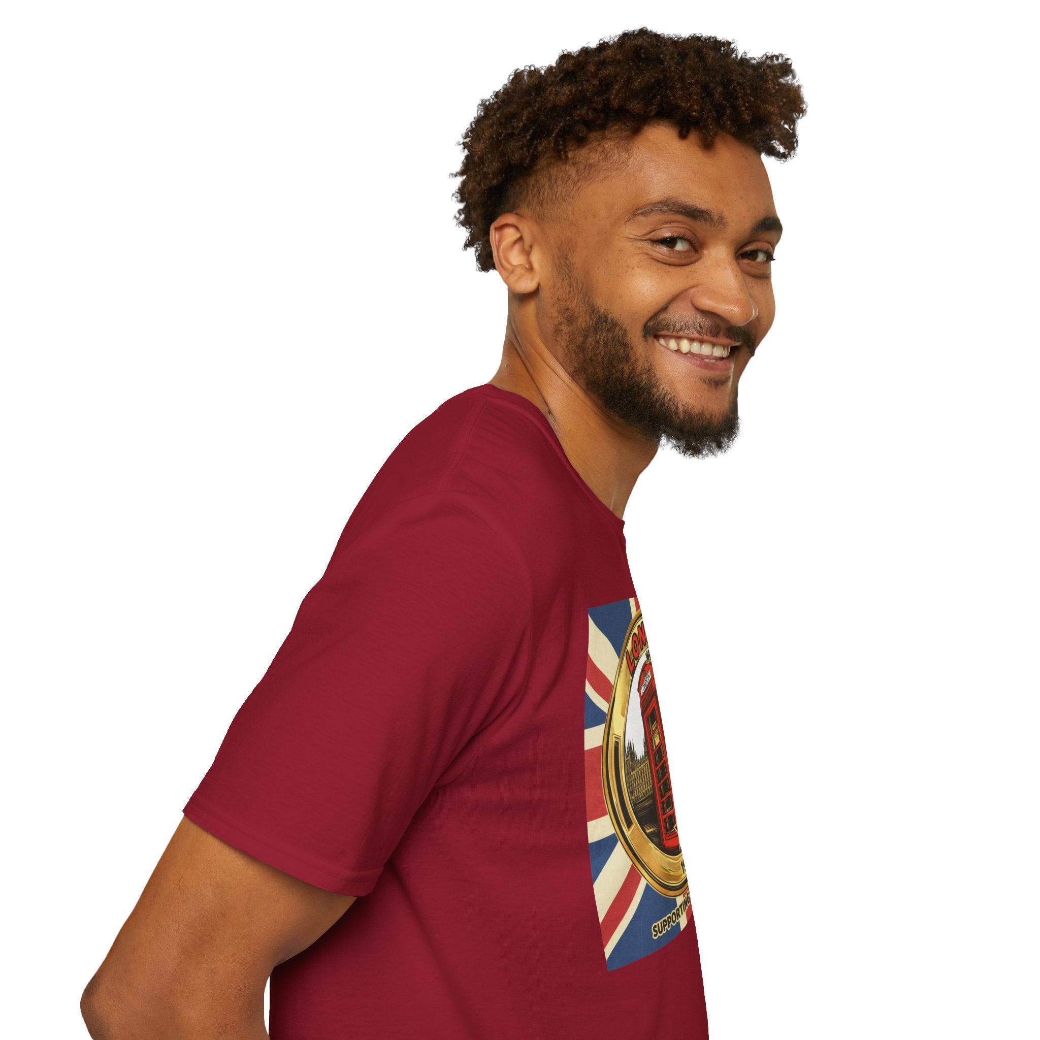 London Phone Booth T-Shirt World Cup 2026 — Vintage Union Jack Travel Supporters Tee