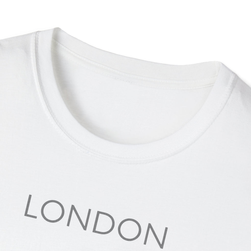 London skyline Keep Calm and Carry On T-Shirt | UK travel souvenir