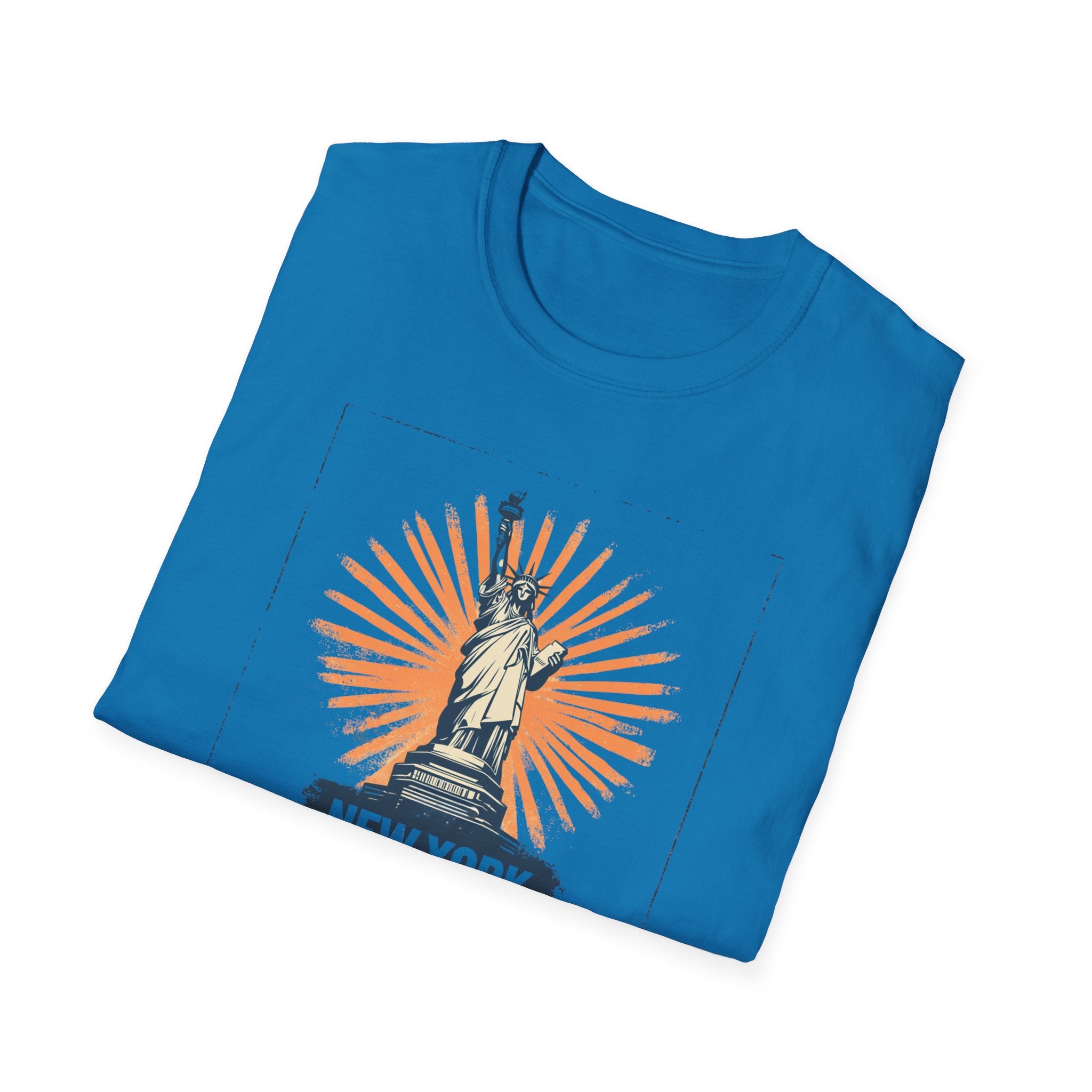 Statue of Liberty Illustration T-Shirt | New York Skyline Graphic
