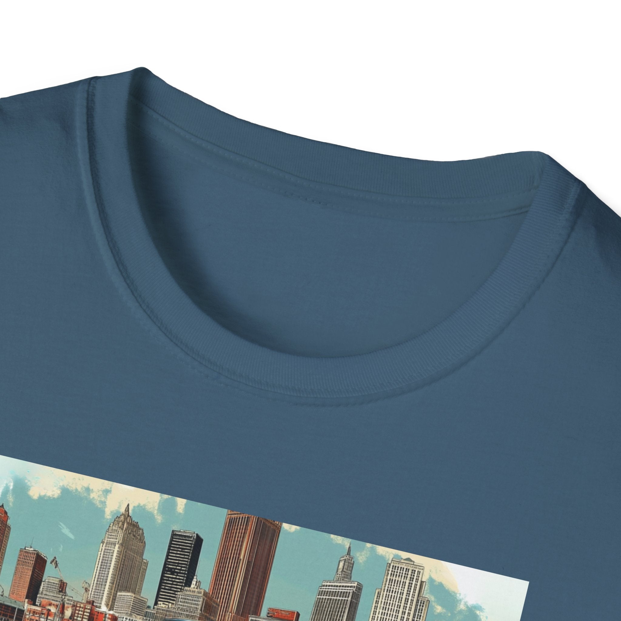 Detroit Classic Car Tee | Detroit skyline vintage graphic T-Shirt