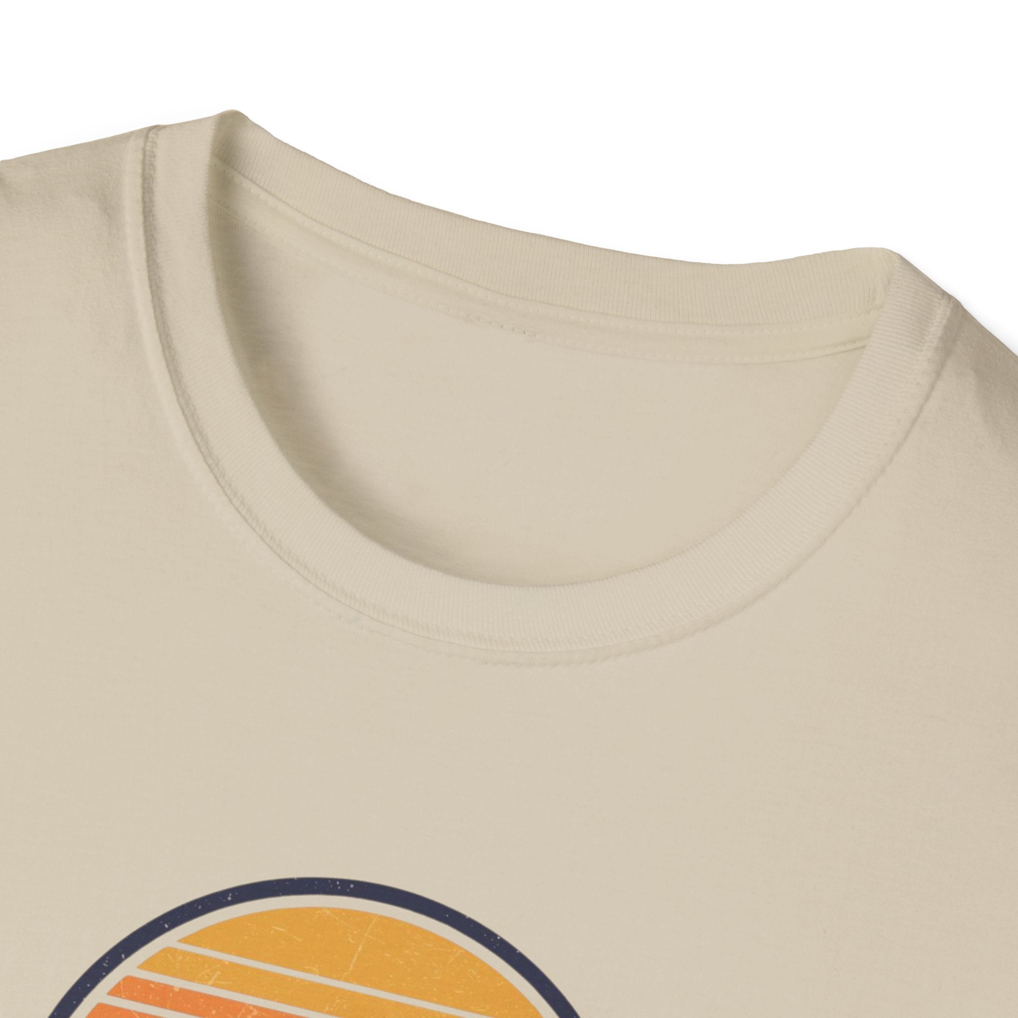 Chicago Retro Sunset T-Shirt | Vintage Script City Design