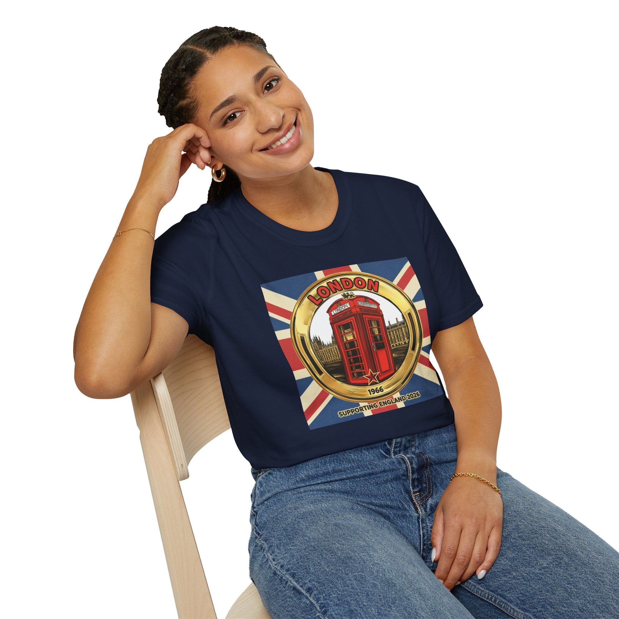 London Phone Booth T-Shirt World Cup 2026 — Vintage Union Jack Travel Supporters Tee