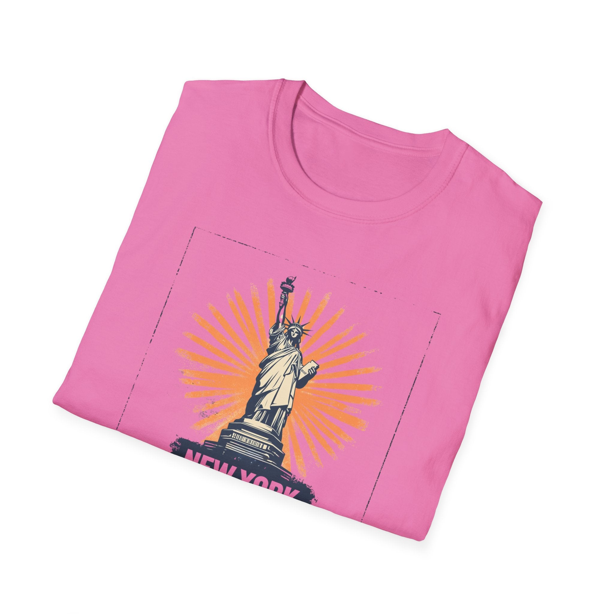 Statue of Liberty Illustration T-Shirt | New York Skyline Graphic
