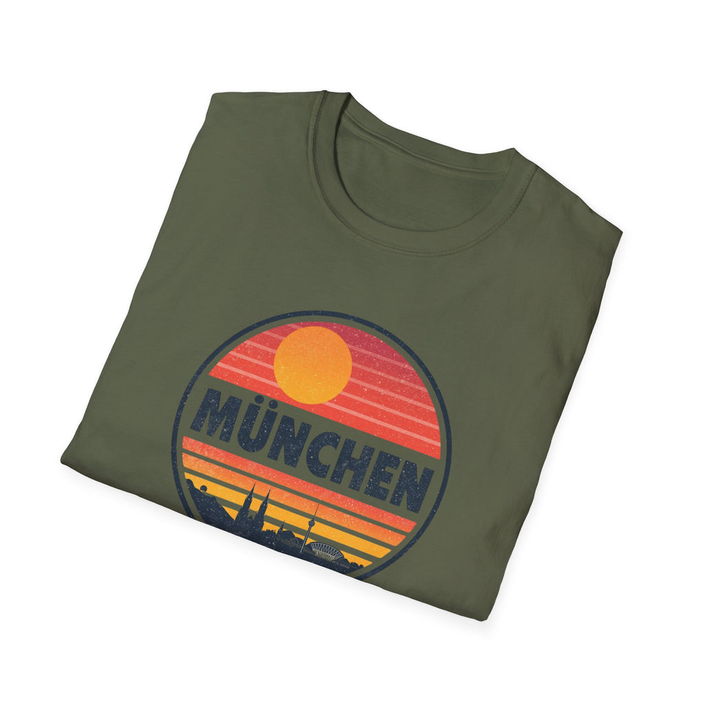 München Sunset T-Shirt — Retro Vintage Munich Skyline Tee