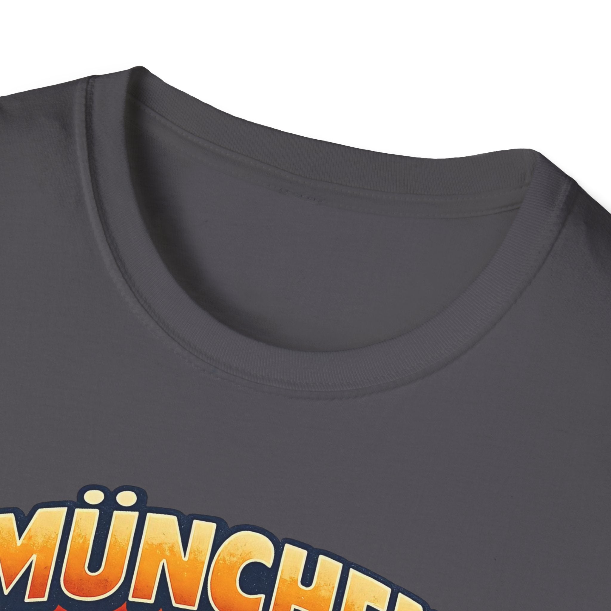München Prost T-Shirt – Oktoberfest Beer & Pretzel Graphic Tee