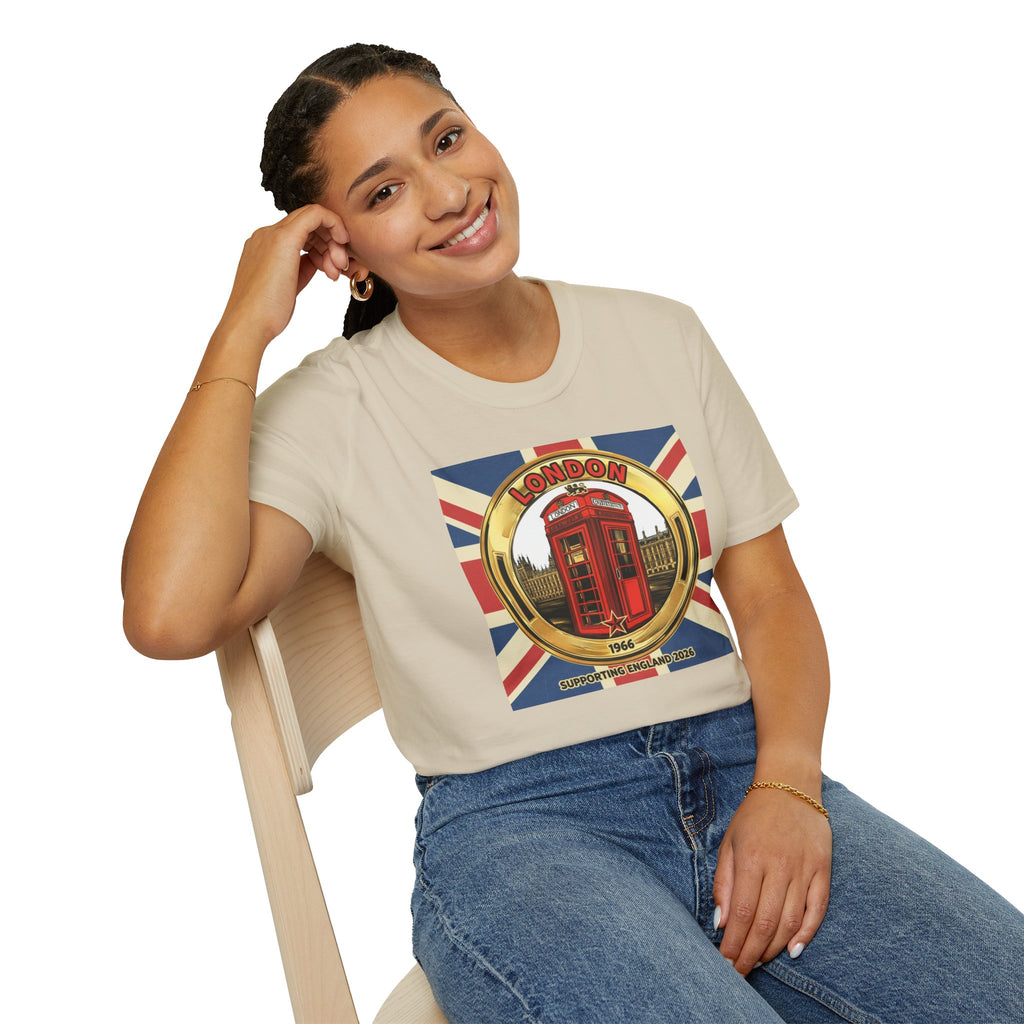 London Phone Booth T-Shirt World Cup 2026 — Vintage Union Jack Travel Supporters Tee