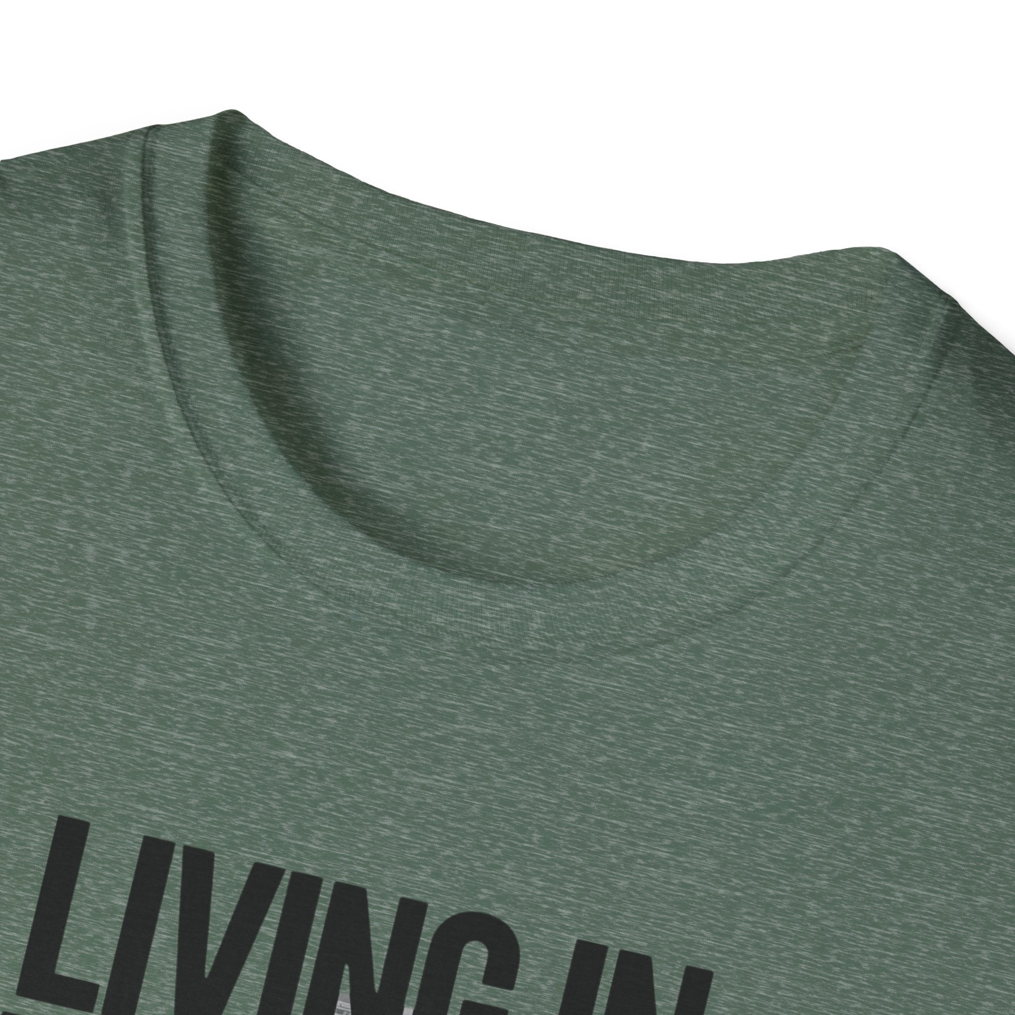 Living in New York T‑Shirt – 'Living in New York is an art, mostly abstract' Urban City Tee