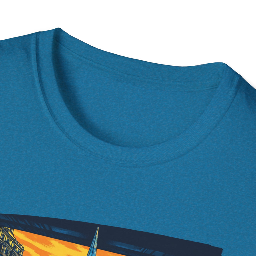 London Skyline Graphic T-Shirt | Retro Cityscape London Tee