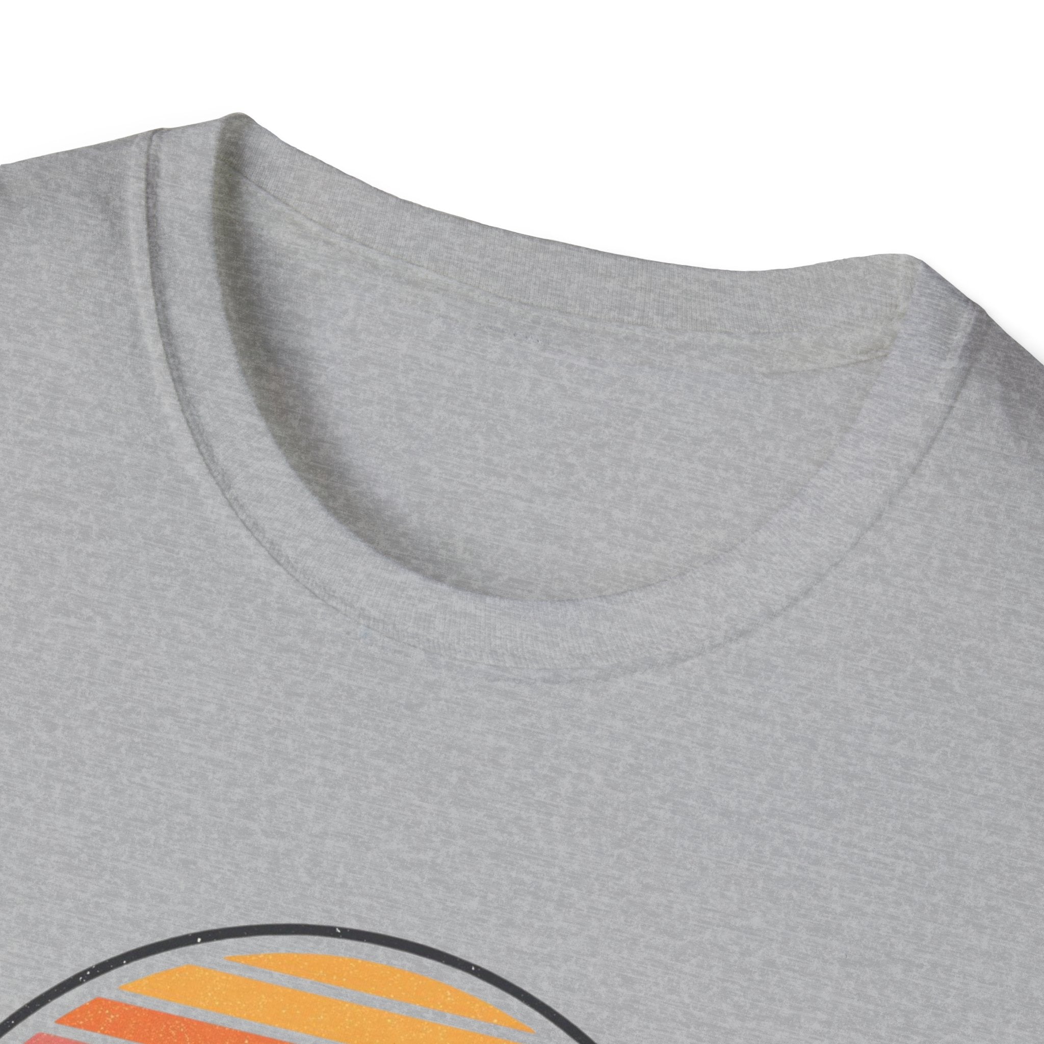 Chicago Vintage Sunset T-Shirt — Retro City Skyline Tee