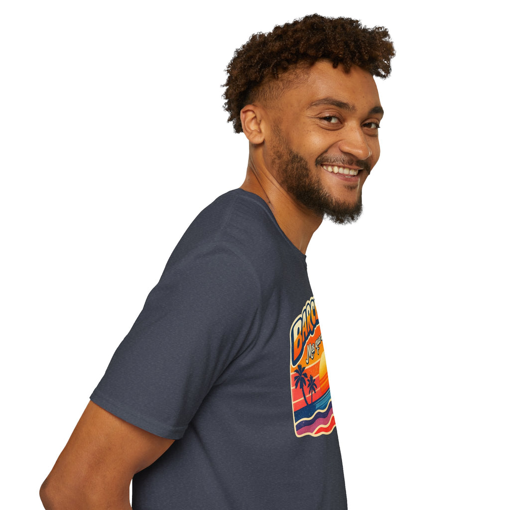 Barcelona Sunset Graphic T-Shirt — "Barcelona Más que un sueño" Vintage Beach Tee