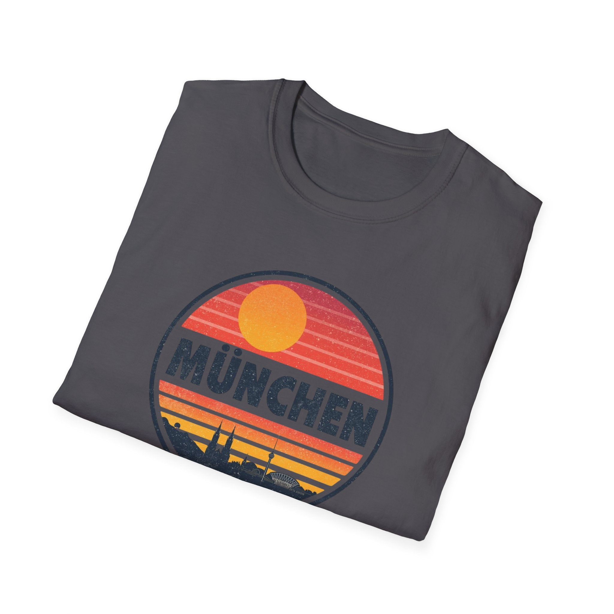 München Sunset T-Shirt — Retro Vintage Munich Skyline Tee