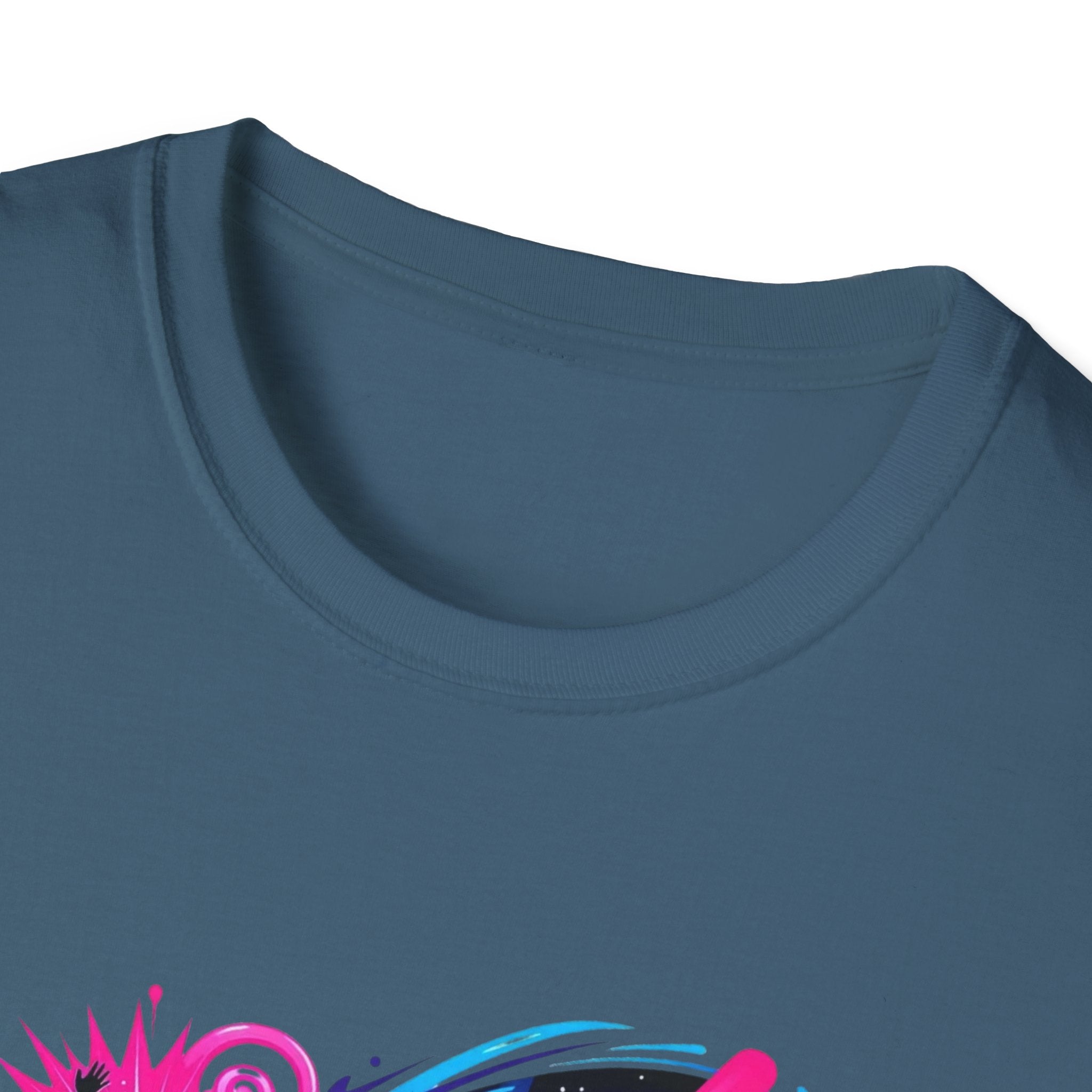 Seoulmates Graphic T-Shirt — Neon K-Pop City Vibe Tee