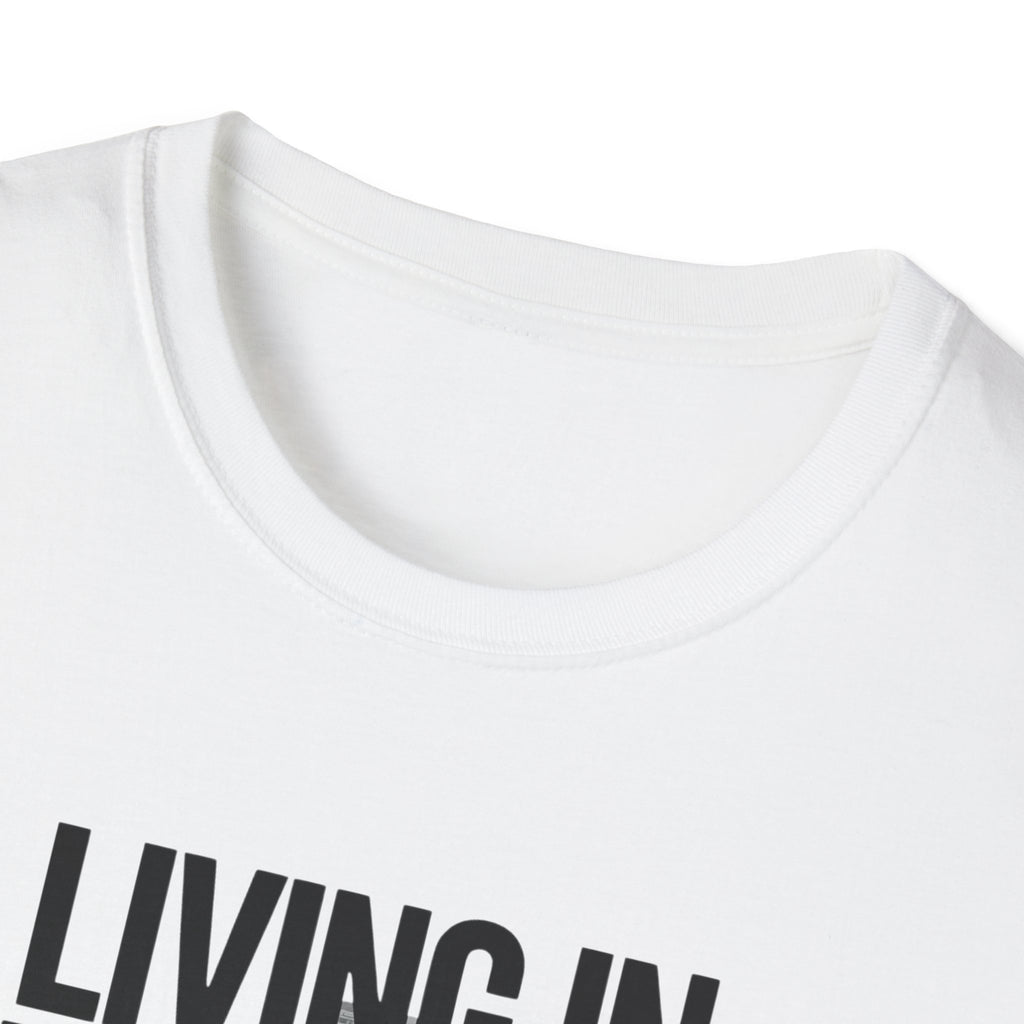 Living in New York T‑Shirt – 'Living in New York is an art, mostly abstract' Urban City Tee