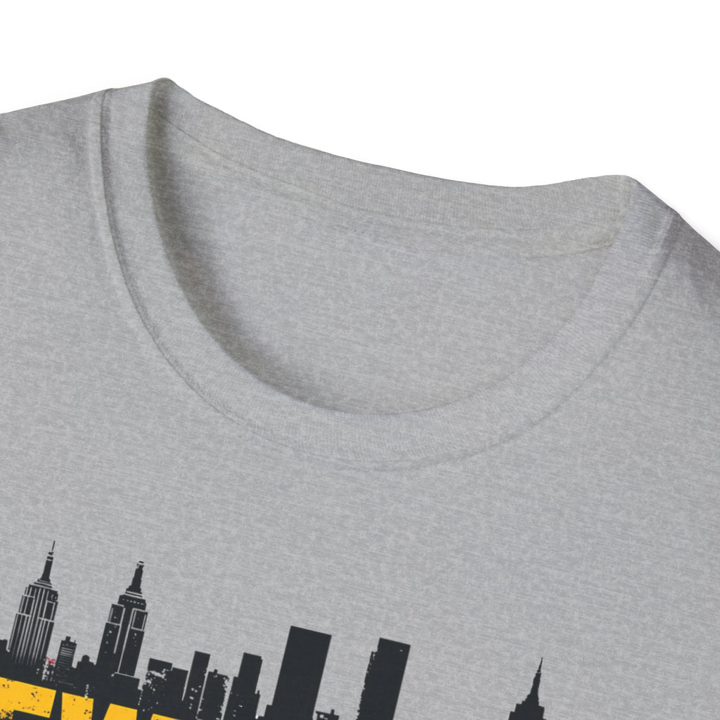 New York skyline graffiti T-Shirt | NYC skyline urban street art