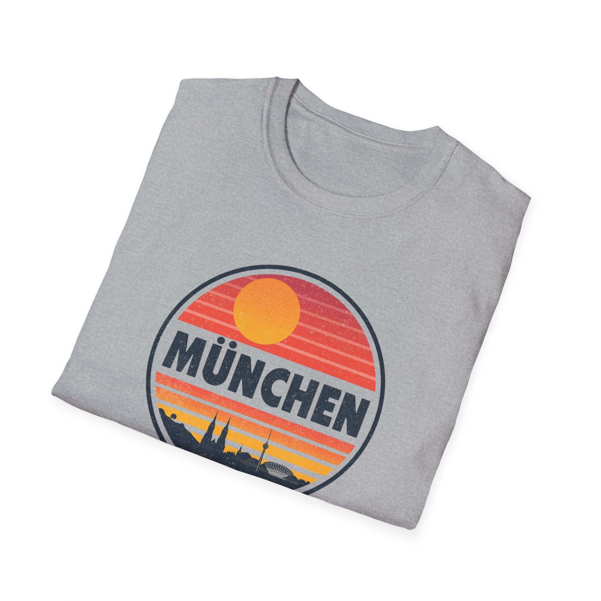 München Sunset T-Shirt — Retro Vintage Munich Skyline Tee