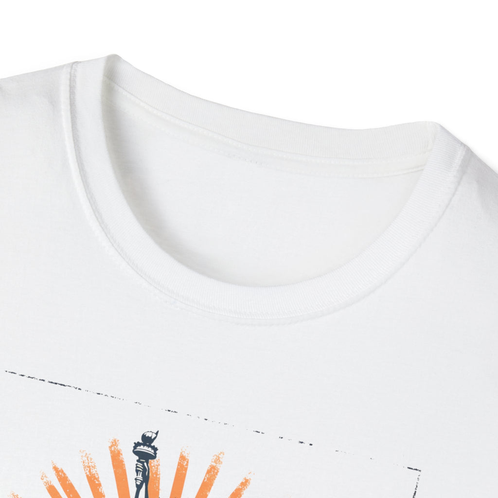Statue of Liberty Illustration T-Shirt | New York Skyline Graphic