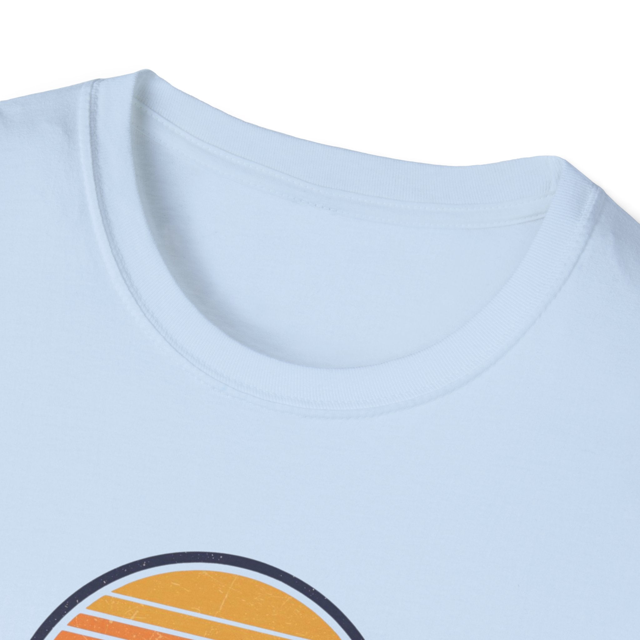 Chicago Retro Sunset T-Shirt | Vintage Script City Design
