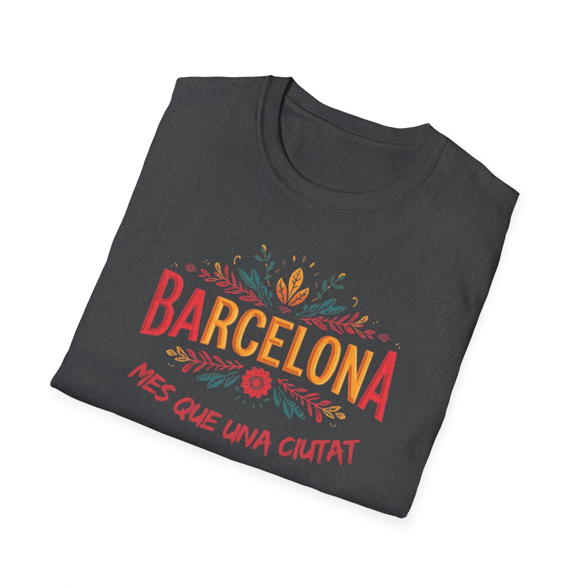 Barcelona floral script T-Shirt | Més que una ciutat, Catalonia travel tee