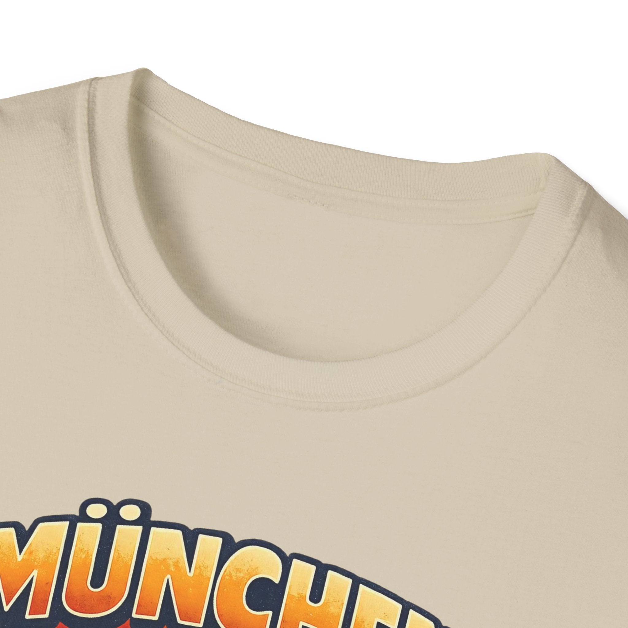 München Prost T-Shirt – Oktoberfest Beer & Pretzel Graphic Tee