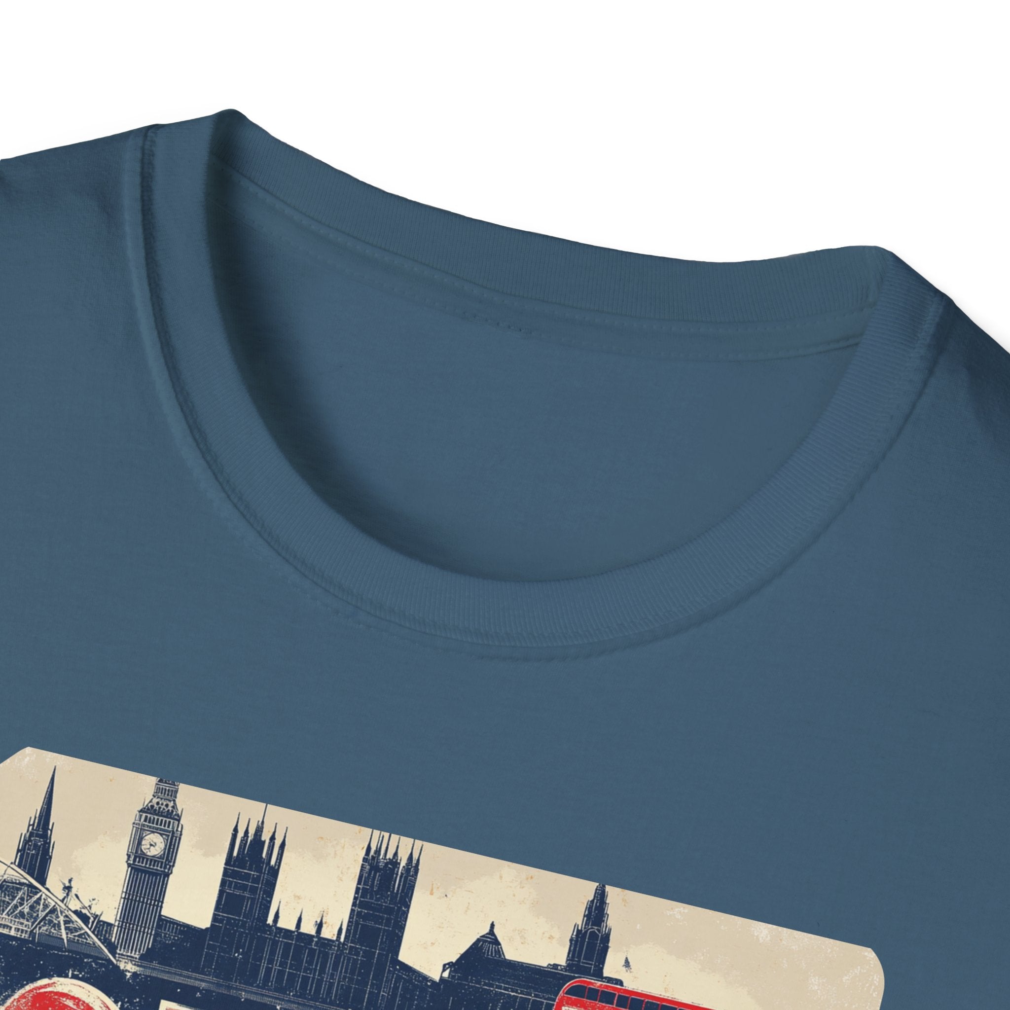 London Vintage Sign T-Shirt | Skyline, Union Jack Bus
