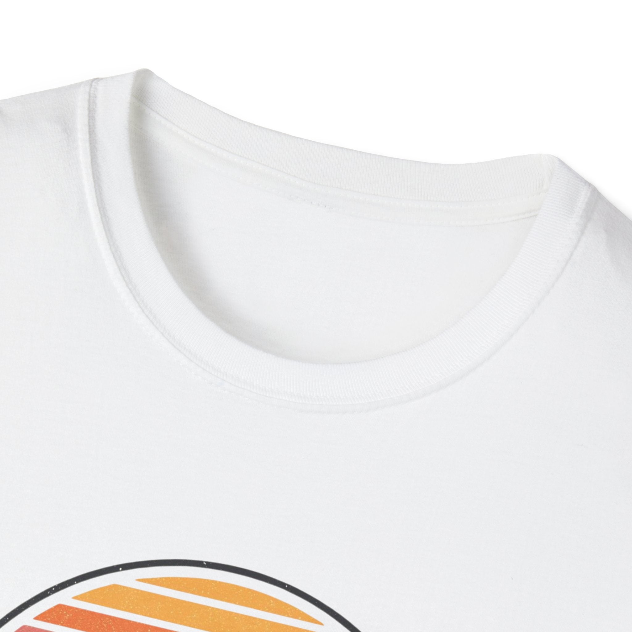 Chicago Vintage Sunset T-Shirt — Retro City Skyline Tee