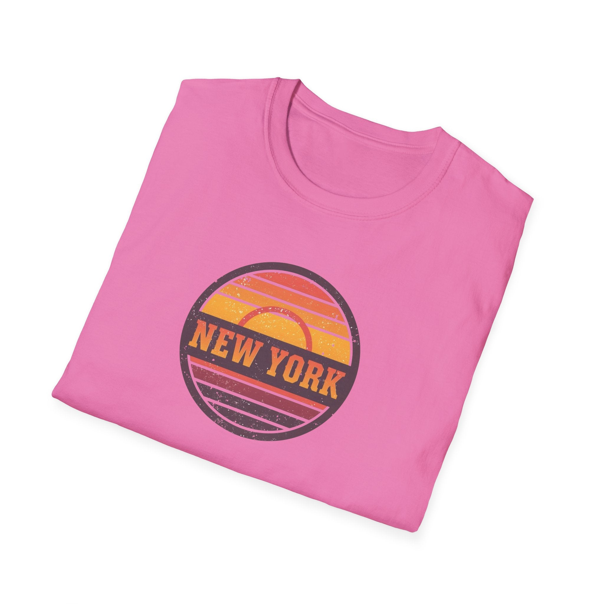 New York sunset badge T-Shirt | vintage retro city graphic