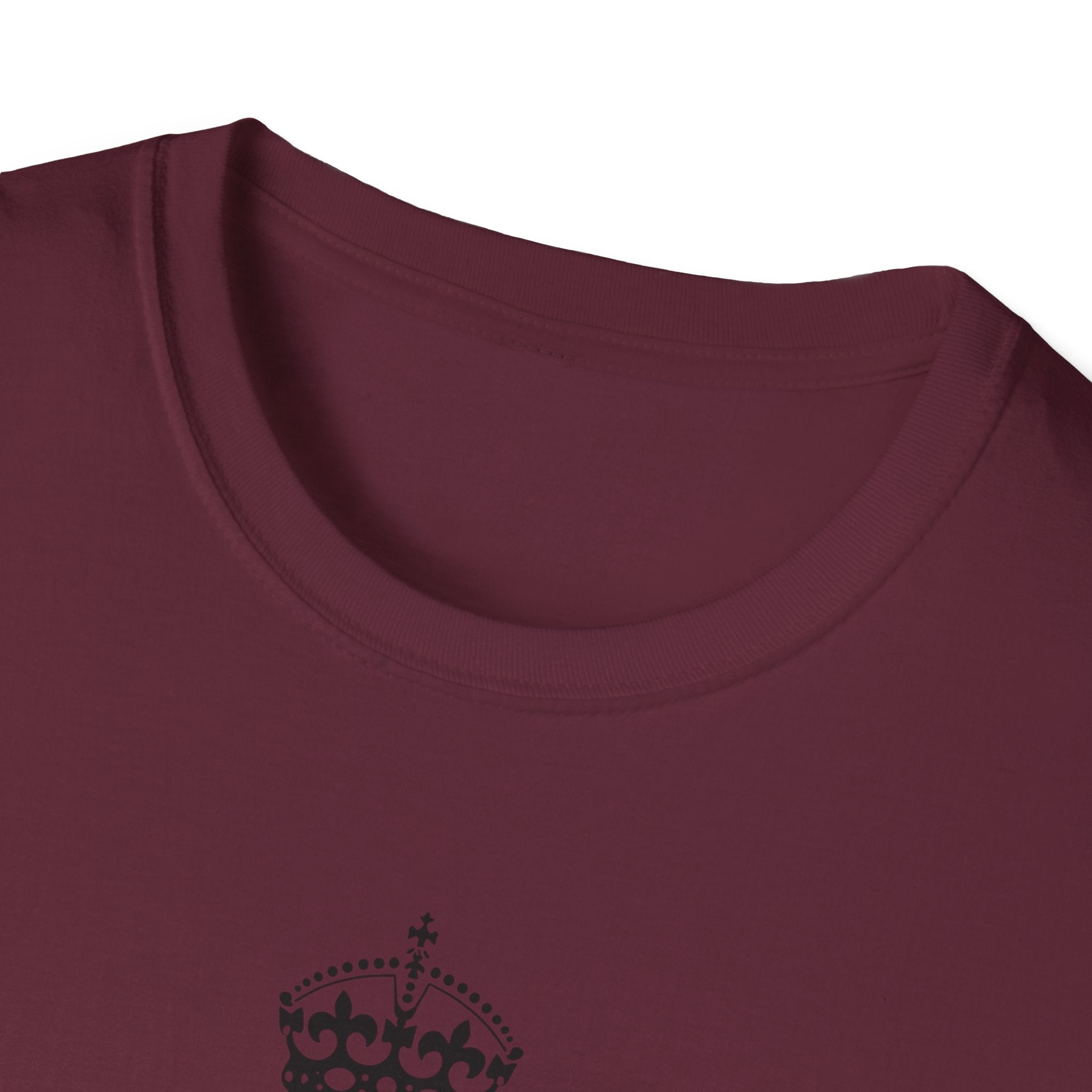 Keep Calm and Carry On T-Shirt | Classic Crown Typography