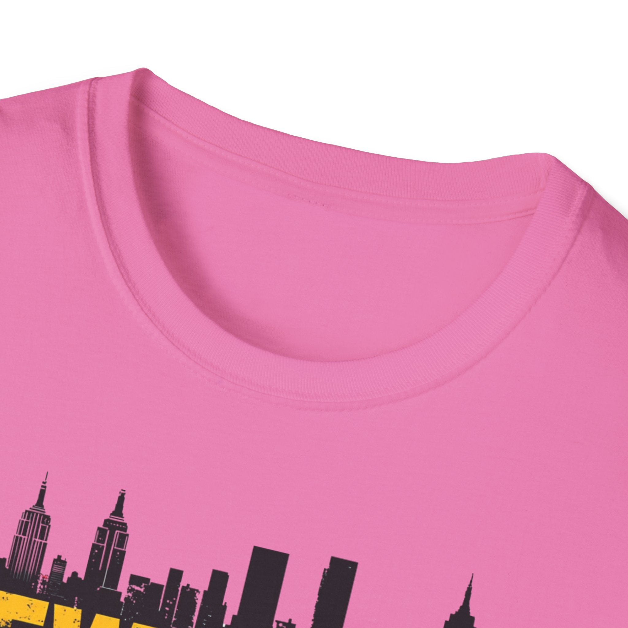 New York skyline graffiti T-Shirt | NYC skyline urban street art